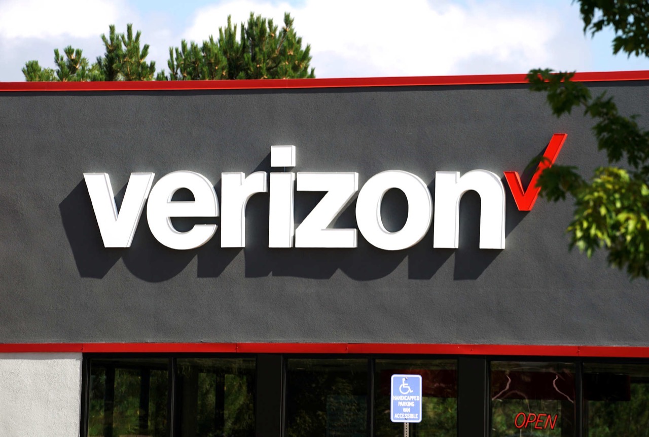 Image result for VERIZON CUTS DATA PRICES UPON CUSTOMERS REQUEST